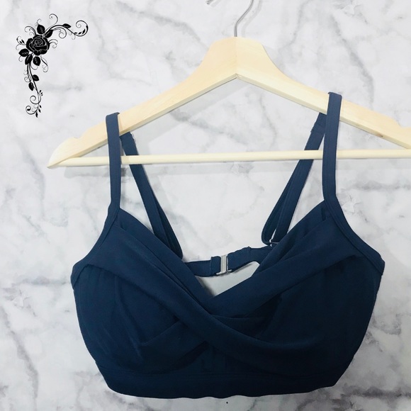Athleta Other - Athleta Twister Bikini Top 34 D/DD